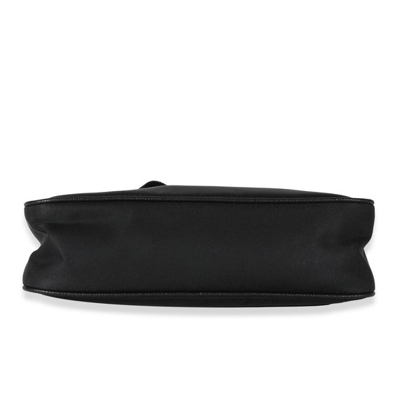Prada Black Nylon Re-Edition 2005 - Picture 7 of 9